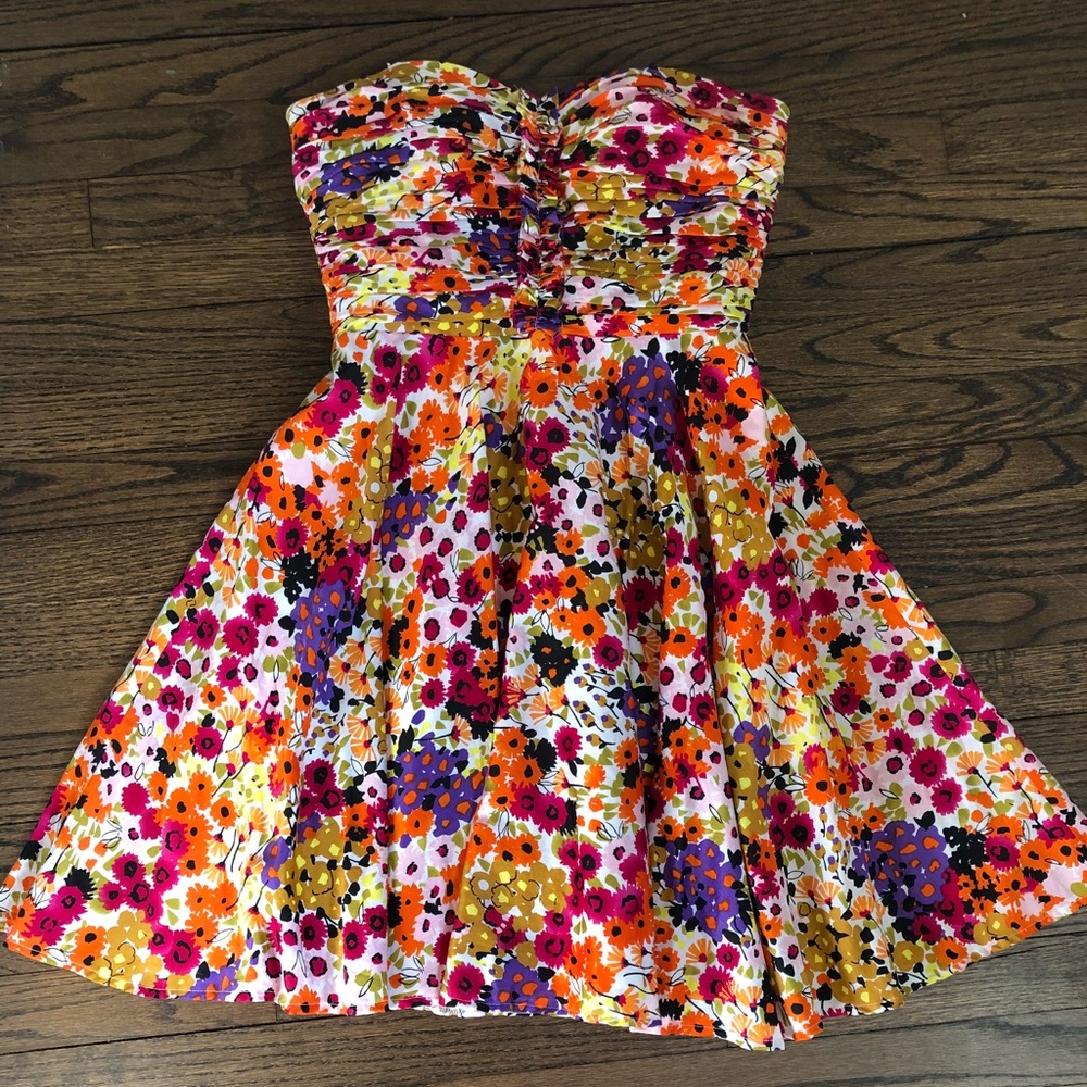 Floral dress - Picture 1 of 3